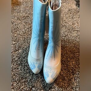 Disney Frozen boots